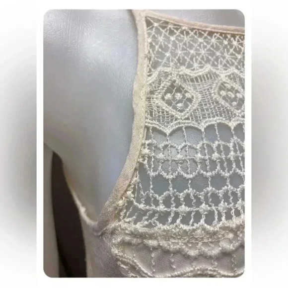 Rebellion  Boho Lace Sleeveless Cream Asymmetrical Dress Size Small - Picture 4 of 8